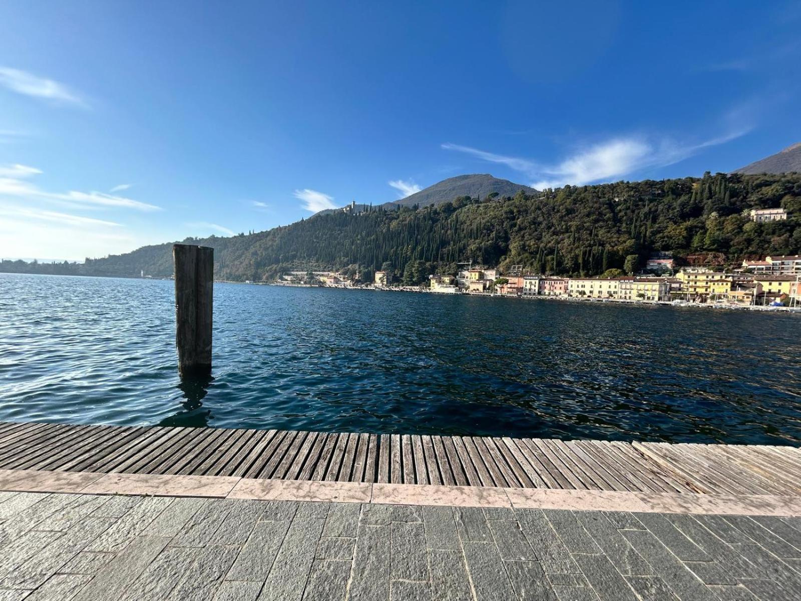 Casa Santi Il Silenzio Tra Lago E Montagna Toscolano Maderno Dış mekan fotoğraf